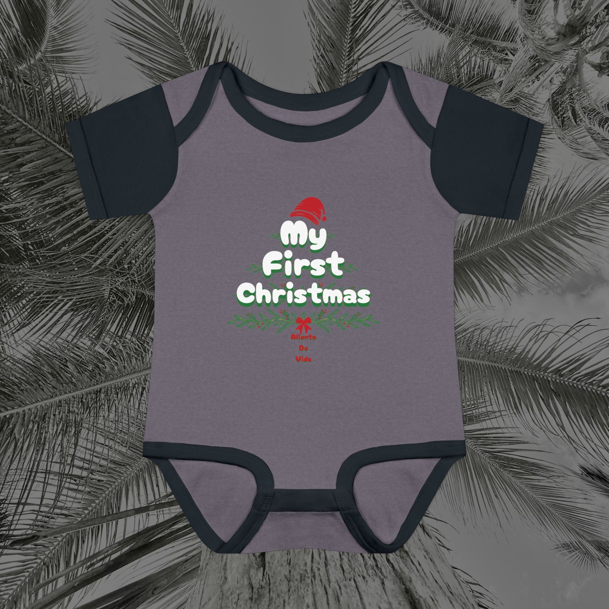 Tiny Claus in Training - (UNISEX) Baby Bodysuit / Infant Onesie - Aliento De Vida