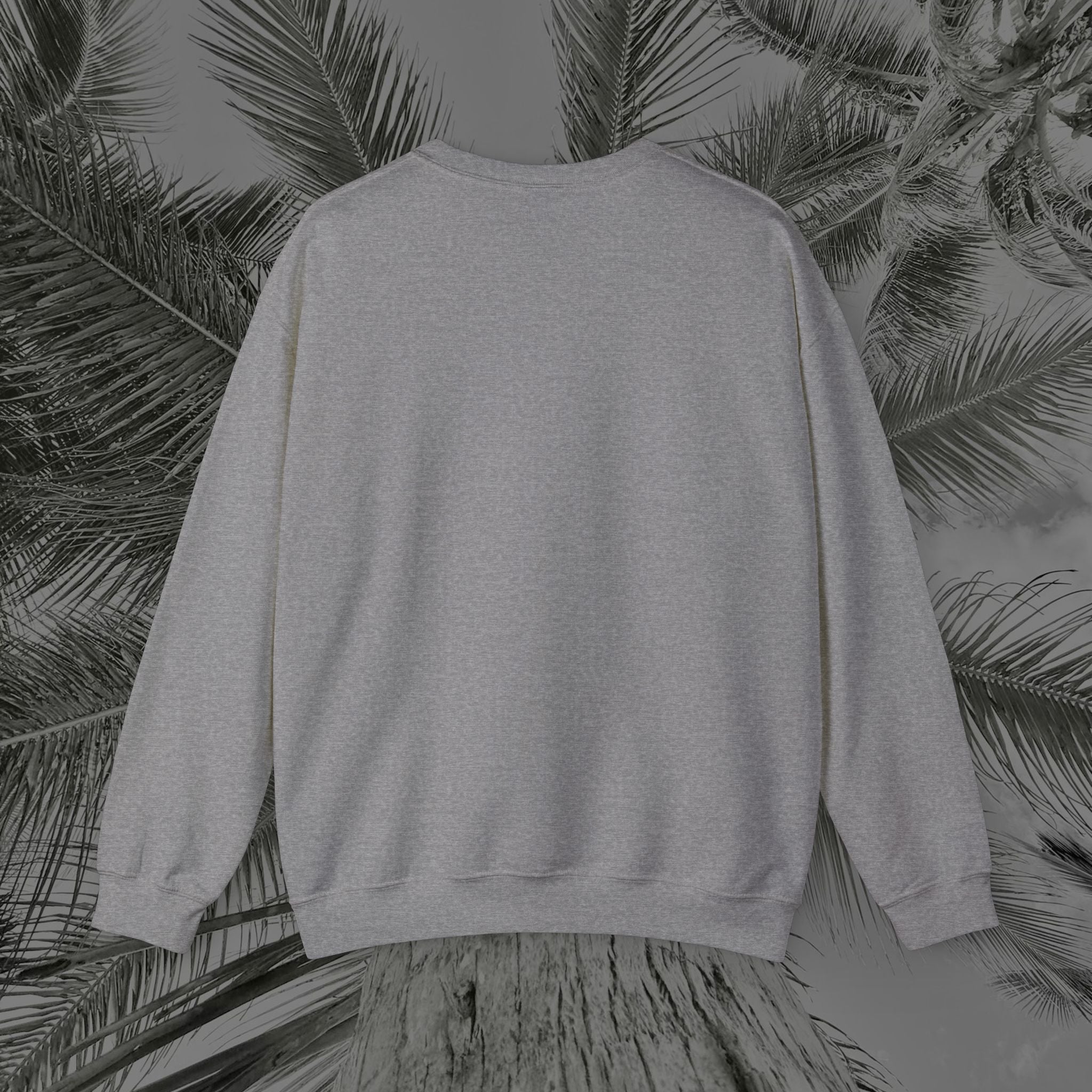 Chillin’ With My Snowmies - (UNISEX) Cozy Crewneck Sweatshirt - Aliento De Vida