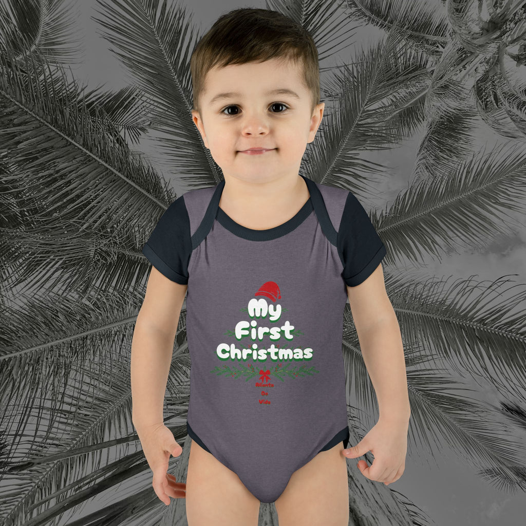 Tiny Claus in Training - (UNISEX) Baby Bodysuit / Infant Onesie - Aliento De Vida