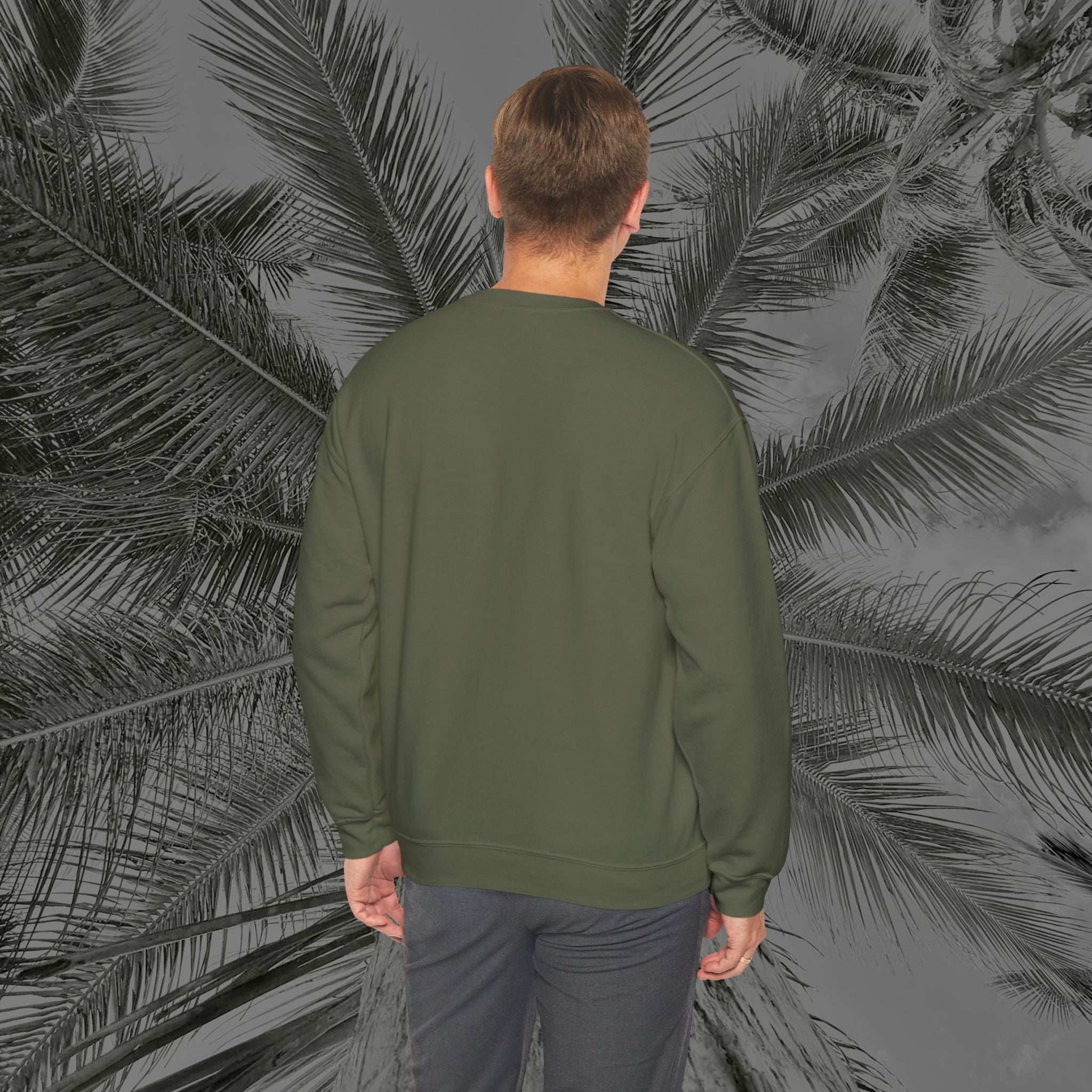 Retro Merry Magic- (UNISEX) Cozy Crewneck Sweatshirt - Aliento De Vida