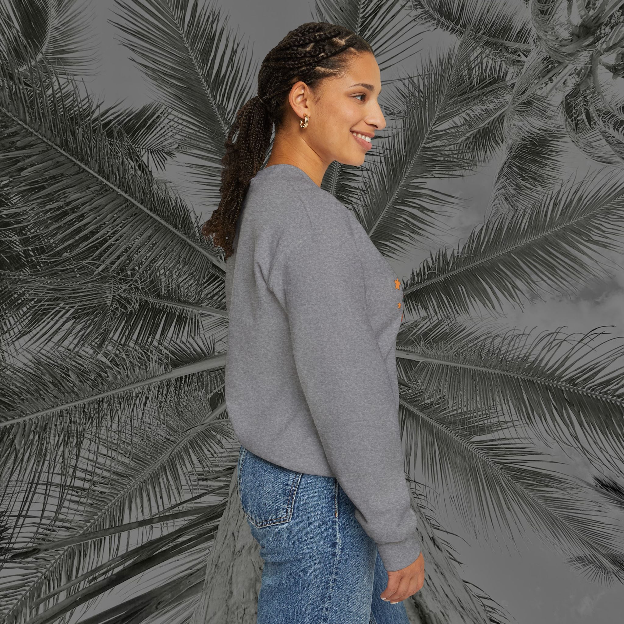 Chillin’ With My Snowmies - (UNISEX) Cozy Crewneck Sweatshirt - Aliento De Vida